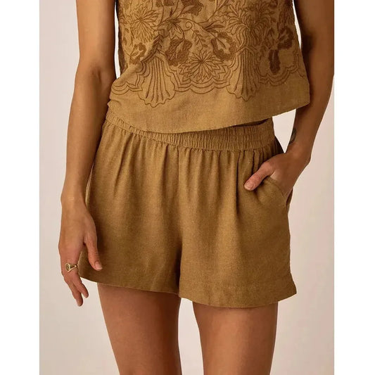 Carve Designs Women's Hellie Linen Short-Women's - Clothing - Bottoms-Carve Designs-Golden Chambray-S-Appalachian Outfitters