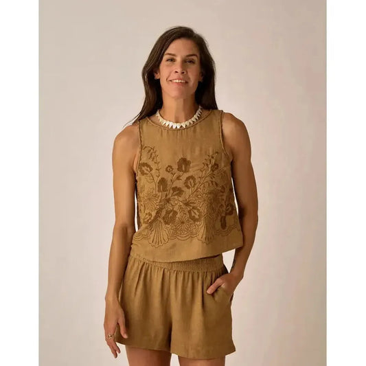 Carve Designs Women's Lou Linen Tank-Women's - Clothing - Tops-Carve Designs-Golden Chambray-XS-Appalachian Outfitters