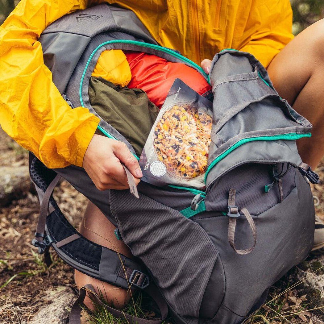 gregory arcadia backpack Mist Grey / S/M Mann's Vintage Baby 1-Minus Cool Contour Backpanel Padded day hike Size:5000/CNC Handle