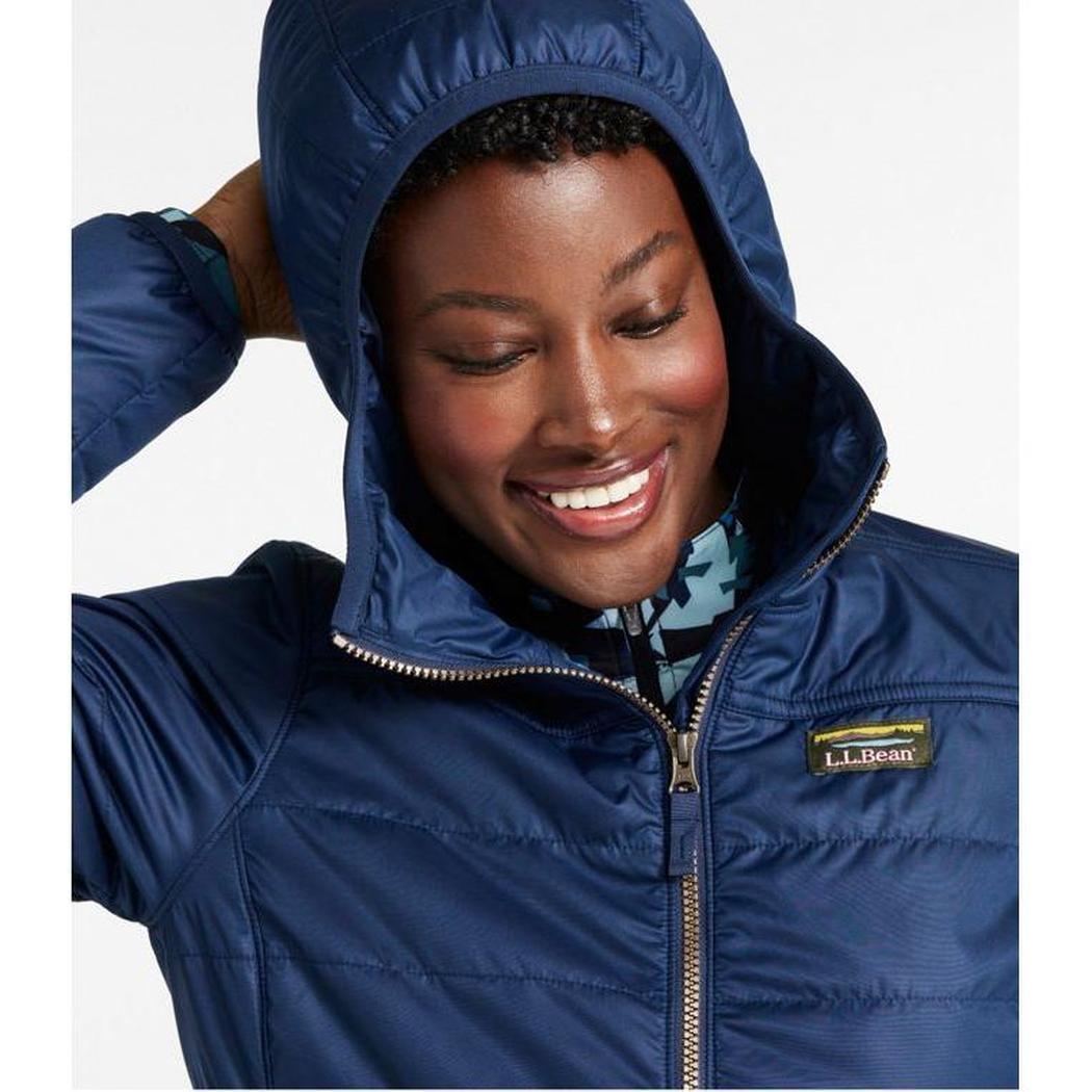 L.L.Bean Women's Mountain Classic Puffer Coat, Nautical Navy / M