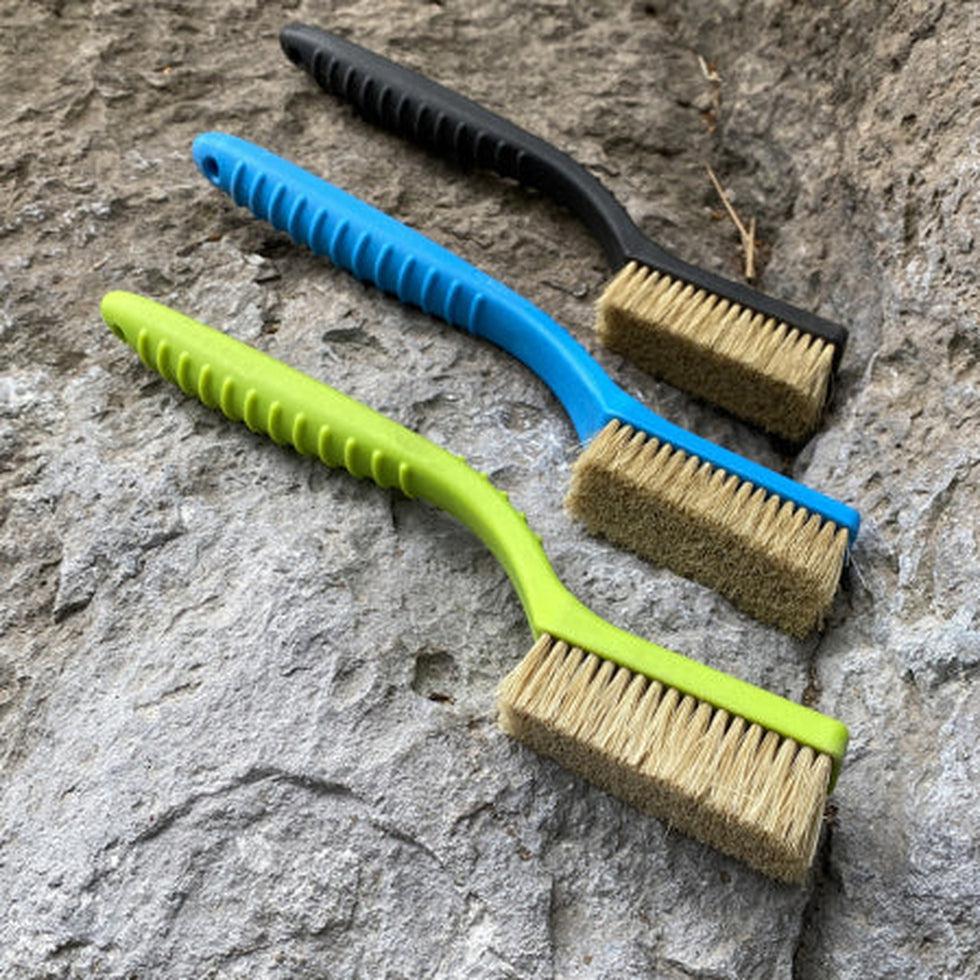 Razorback Boar's Hair Brush-Climbing - Climbing Essentials - Brushes-Metolius-Blue-Appalachian Outfitters