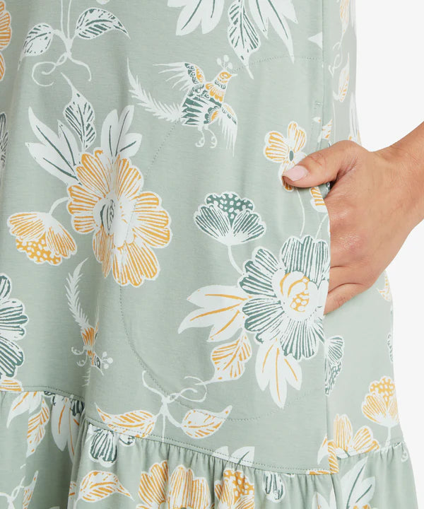 Sherpa Adventure Gear Women's Neha Ruffle Dress