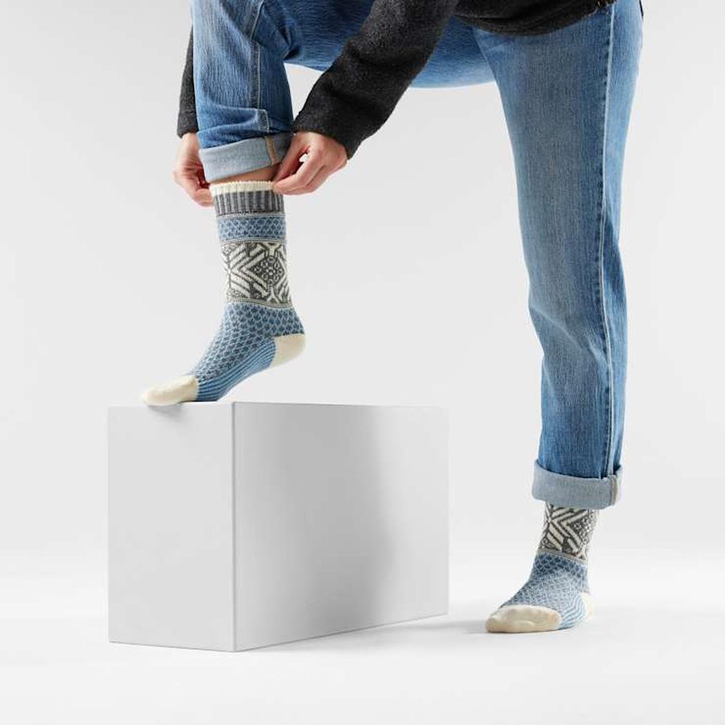 Smartwool Everyday Popcorn Snowflake Pattern Crew Socks-Accessories - Socks - Unisex-Smartwool-Appalachian Outfitters